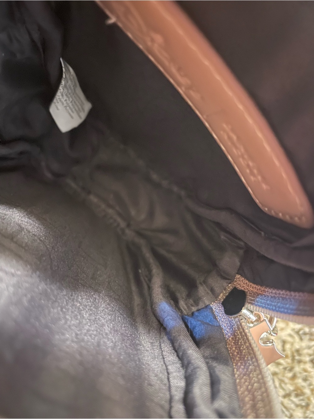 Danielle Nicole Disney Sleeping Beauty Aurora crossbody - Picture 5 of 5